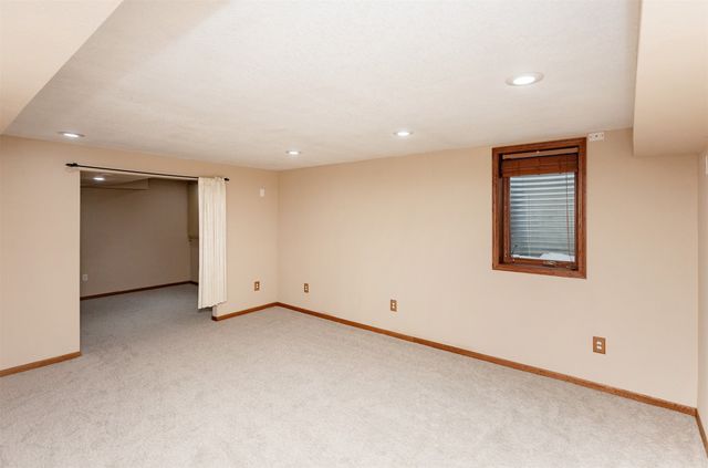 3814 Brookdale Avenue, Ames, IA 50010