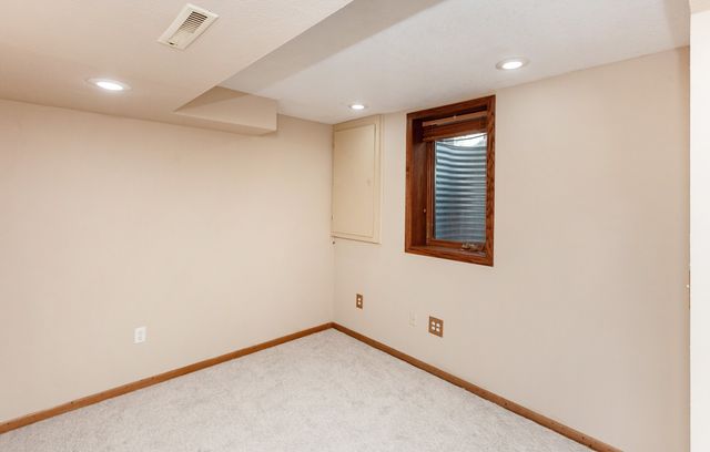 3814 Brookdale Avenue, Ames, IA 50010