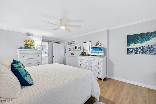 521 Lake Louise CT 103, Naples, FL 34110