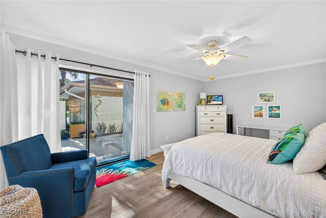 521 Lake Louise CT 103, Naples, FL 34110