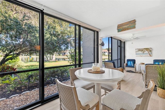 521 Lake Louise CT 103, Naples, FL 34110