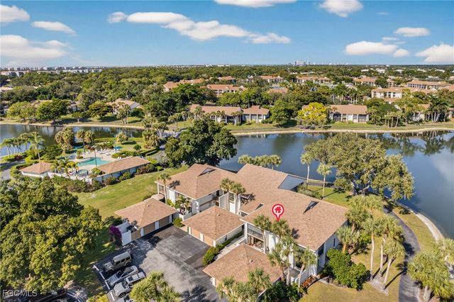 521 Lake Louise CT 103, Naples, FL 34110