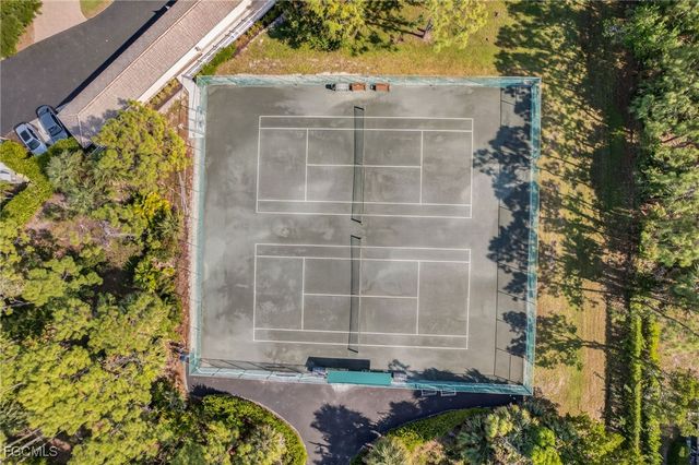 521 Lake Louise CT 103, Naples, FL 34110