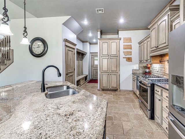 17401 Parkgrove Drive, Edmond, OK 73012