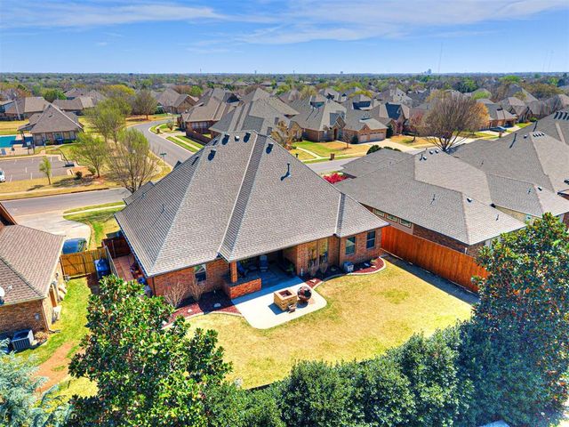 17401 Parkgrove Drive, Edmond, OK 73012
