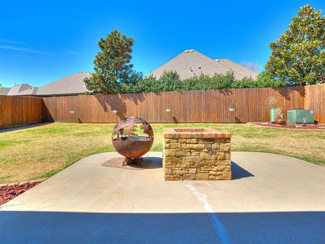 17401 Parkgrove Drive, Edmond, OK 73012