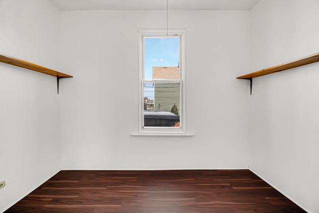 2631 S Sawyer Avenue, Chicago, IL 60623