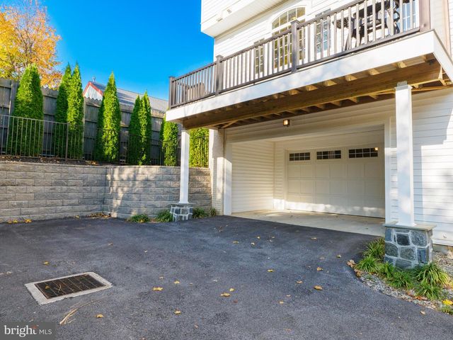 410 S CHURCH ST, West Chester, PA 19382