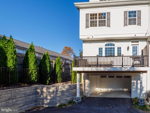410 S CHURCH ST, West Chester, PA 19382
