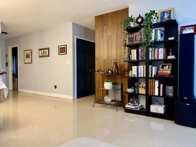 6554 NW 98th Terrace D-23, Tamarac, FL 33321