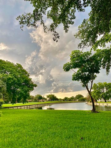 6554 NW 98th Terrace D-23, Tamarac, FL 33321