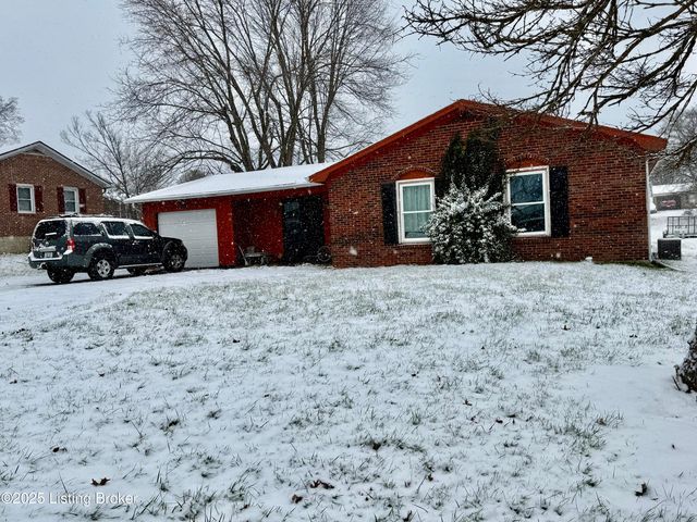 1047 Red Bird Ct, Shelbyville, KY 40065