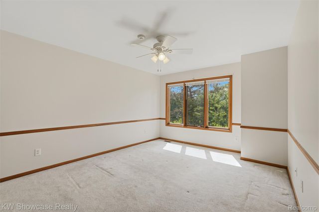 42289 Saratoga Circle 8, Canton Charter Township, MI 48187