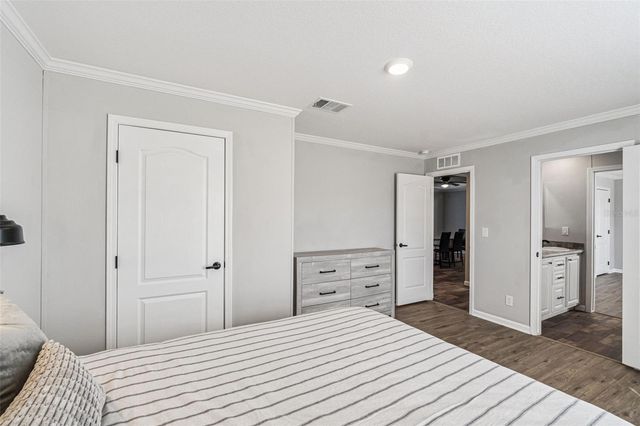 180 SANDPINE COURT, St Cloud, FL 34771