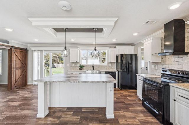 180 SANDPINE COURT, St Cloud, FL 34771