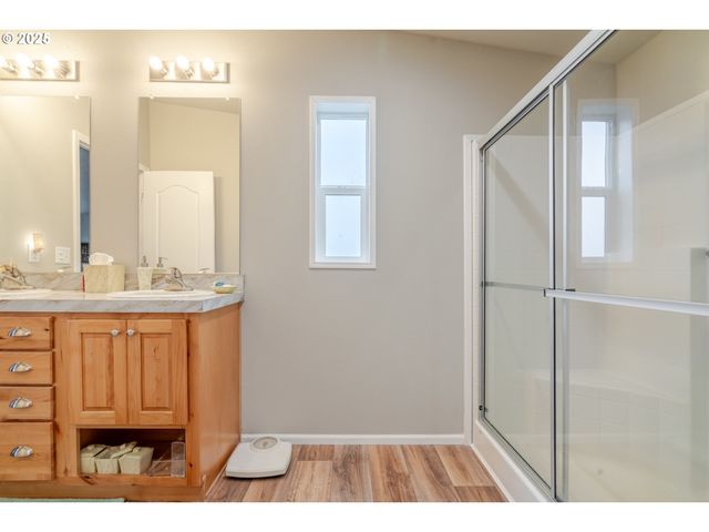 30610 SANTIAM Hwy, Lebanon, OR 97355