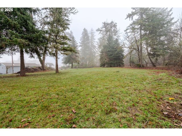 30610 SANTIAM Hwy, Lebanon, OR 97355