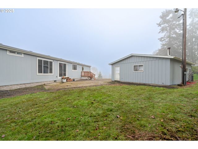 30610 SANTIAM Hwy, Lebanon, OR 97355