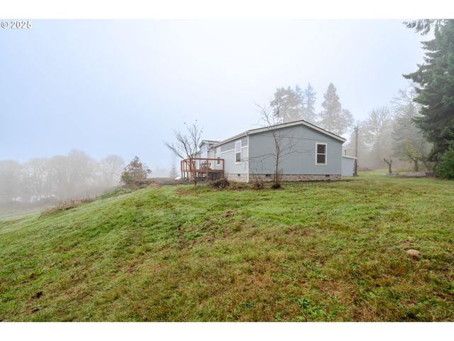 30610 SANTIAM Hwy, Lebanon, OR 97355