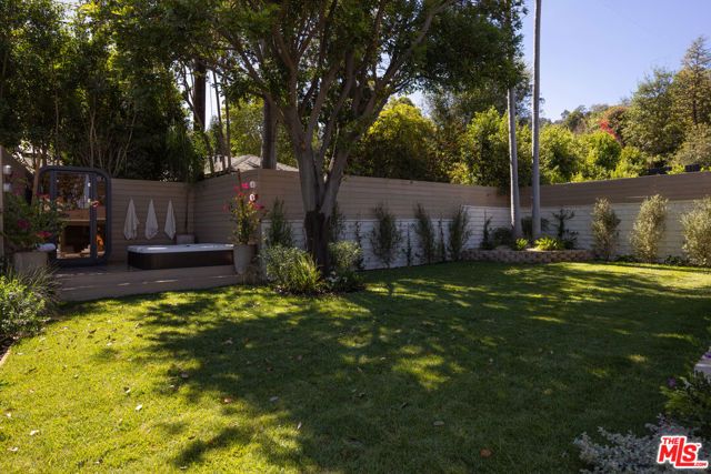 3684 Willowcrest Avenue, Los Angeles, CA 91604