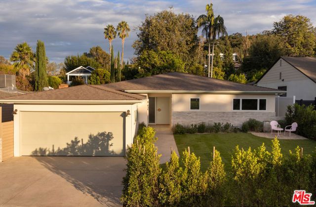 3684 Willowcrest Avenue, Los Angeles, CA 91604