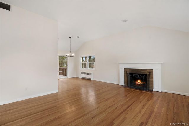 23 Apple Lane, Briarcliff Manor, NY 10510