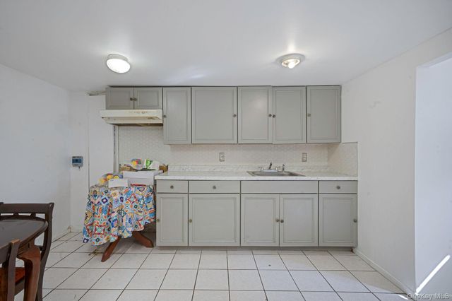 600 Astor Street, Elmont, NY 11003