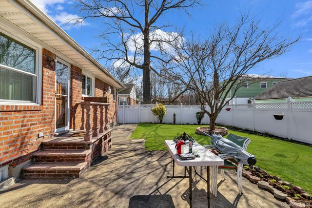 600 Astor Street, Elmont, NY 11003