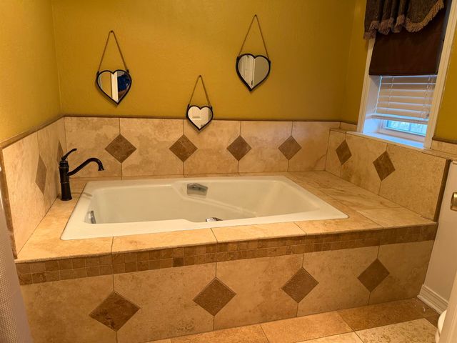 2090 Fort Drive, Longview, TX 75604