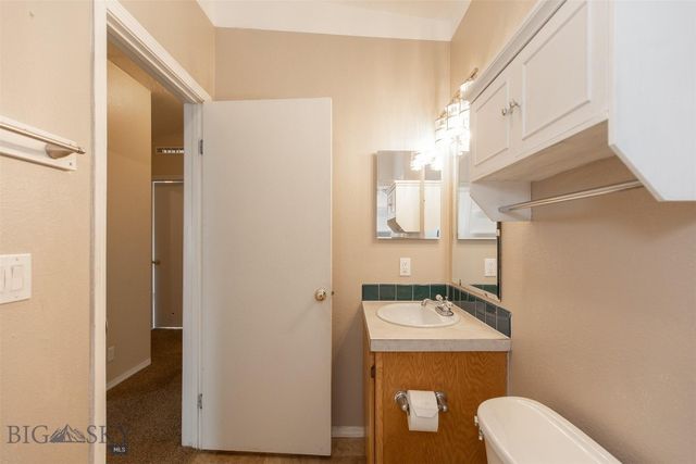 805 Oakwood Drive, Belgrade, MT 59714