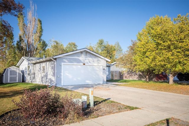 805 Oakwood Drive, Belgrade, MT 59714