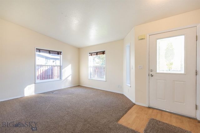 805 Oakwood Drive, Belgrade, MT 59714