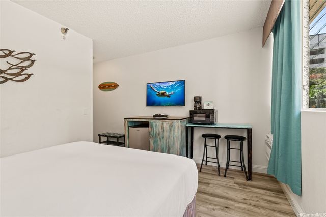 444 Kanekapolei Street 208, Honolulu, HI 96815