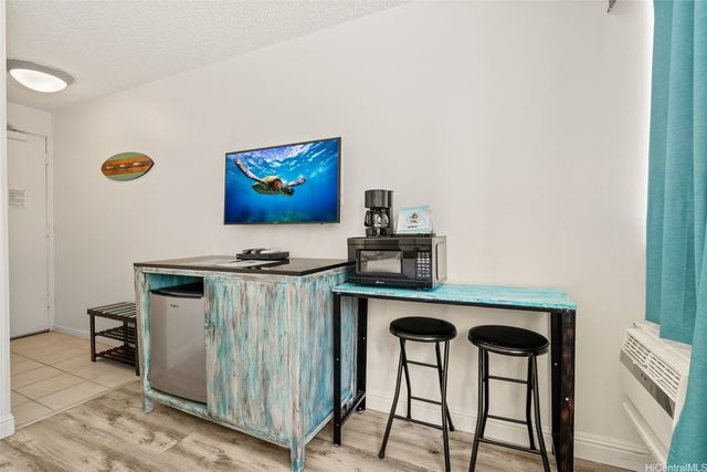 444 Kanekapolei Street 208, Honolulu, HI 96815