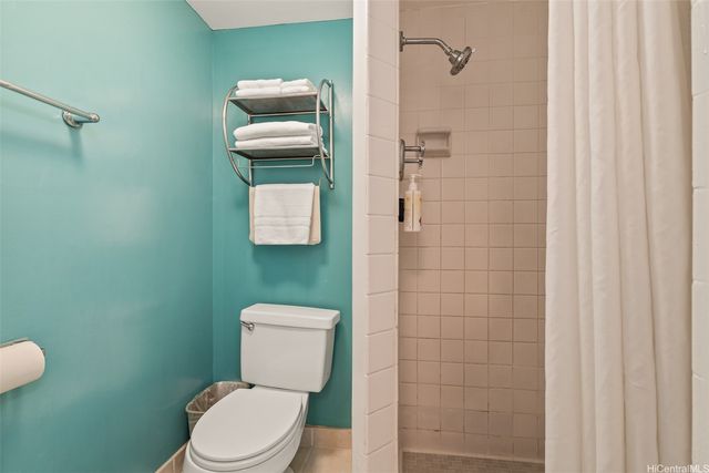 444 Kanekapolei Street 208, Honolulu, HI 96815