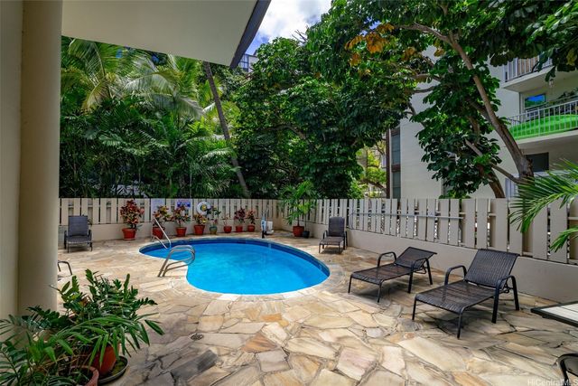 444 Kanekapolei Street 208, Honolulu, HI 96815