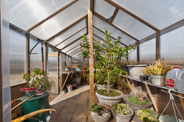 441 Matts Hollow Rd, Manchester, TN 37355