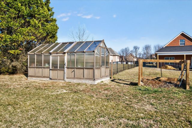 441 Matts Hollow Rd, Manchester, TN 37355