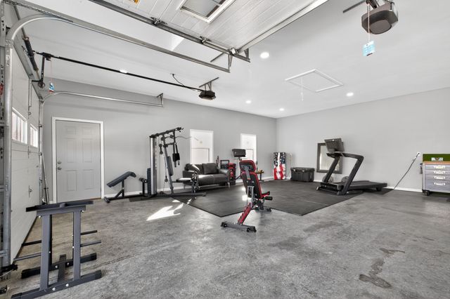 441 Matts Hollow Rd, Manchester, TN 37355