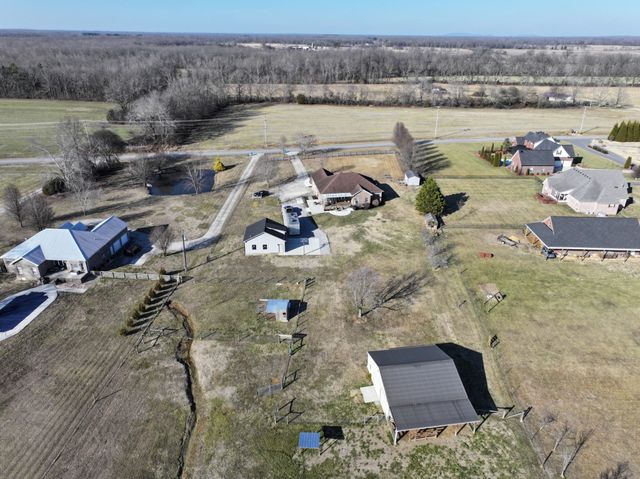 441 Matts Hollow Rd, Manchester, TN 37355