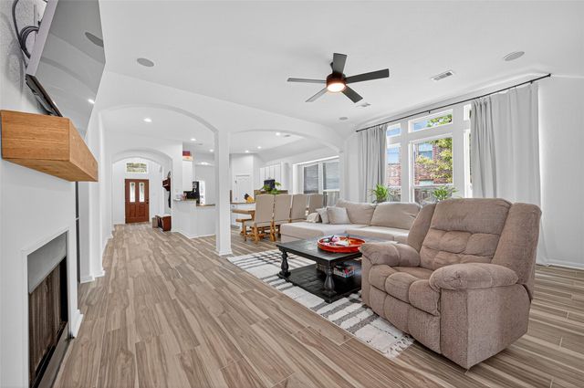 17026 Tupelo Garden Circle, Humble, TX 77346