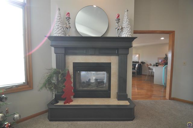 7809 SW 26th ST, Topeka, KS 66614