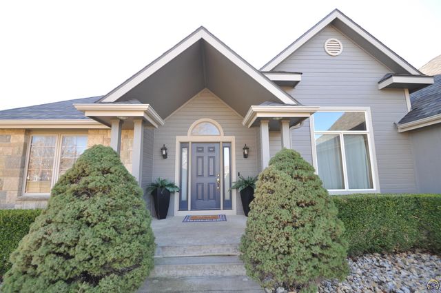 7809 SW 26th ST, Topeka, KS 66614