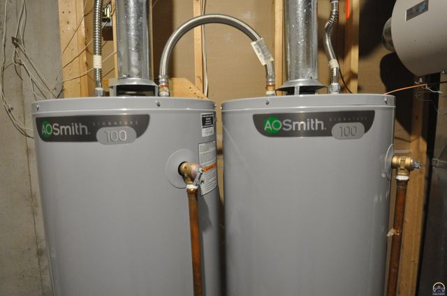 7809 SW 26th ST, Topeka, KS 66614