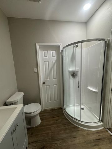 211 N Bermuda Street, Lacy Lakeview, TX 76705