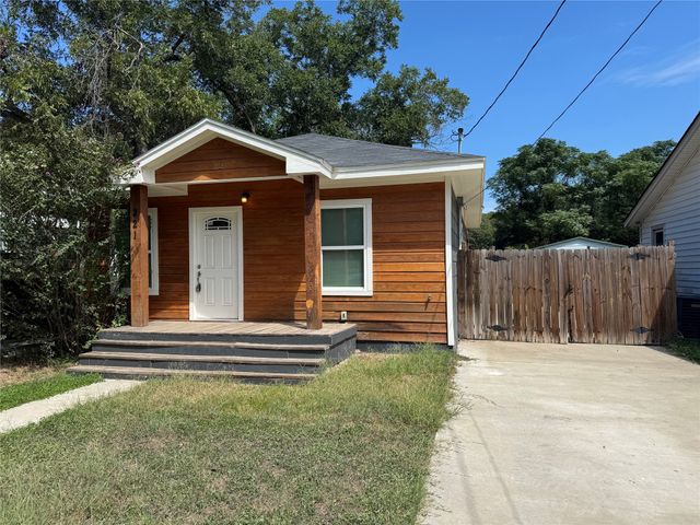 211 N Bermuda Street, Lacy Lakeview, TX 76705