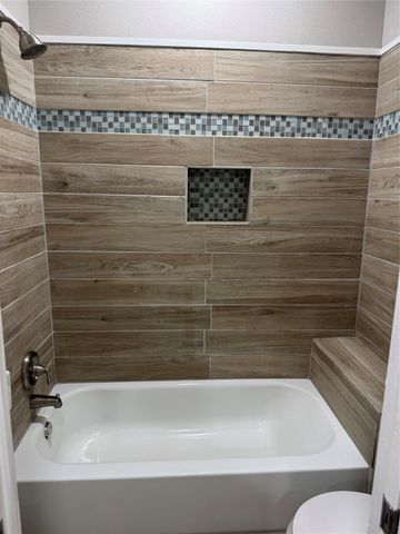 211 N Bermuda Street, Lacy Lakeview, TX 76705