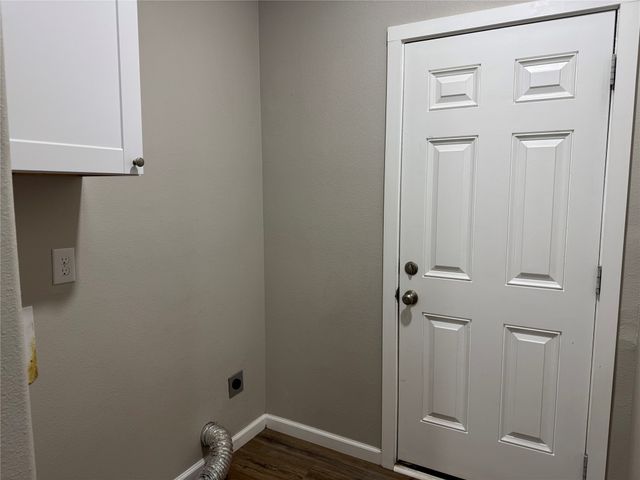 211 N Bermuda Street, Lacy Lakeview, TX 76705