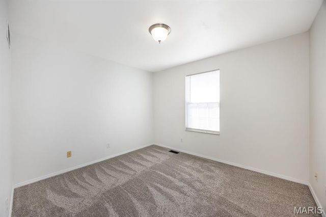 905 Chesapeake Junction, O'fallon, IL 62269