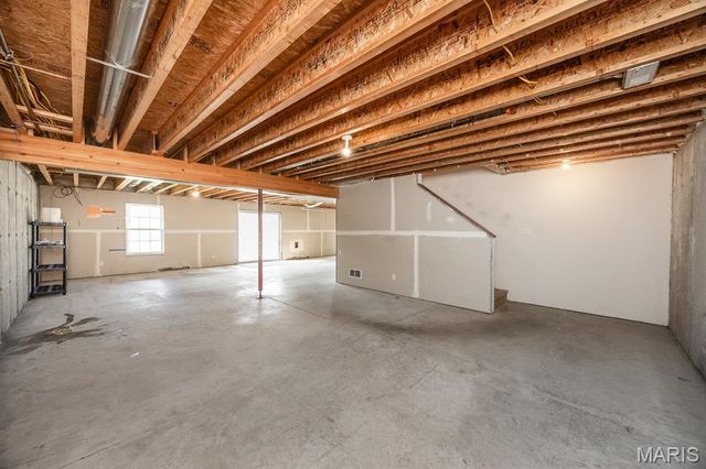 905 Chesapeake Junction, O'fallon, IL 62269